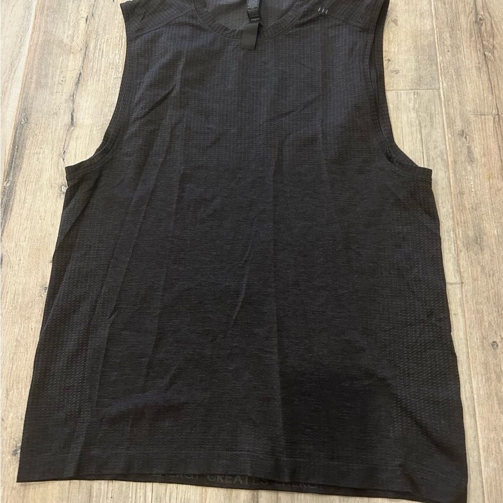 Mens Lululemon Athletica Metal Vent Black Mesh Performance Tank, M